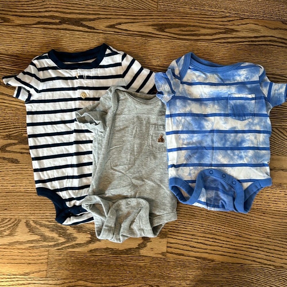 Set of three baby gap onesies